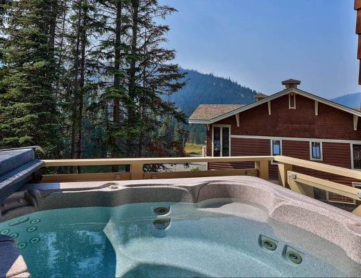 Stone's Throw #59 - 3 Bdrm HT - Sun Peaks (TM)