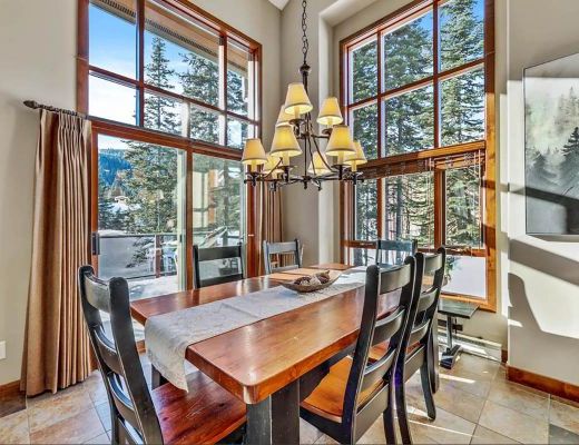 Trapper's Landing #01 - 4 Bdrm + Den HT - Sun Peaks (TM)