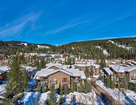 Trapper's Landing #01 - 4 Bdrm + Den HT - Sun Peaks (TM)