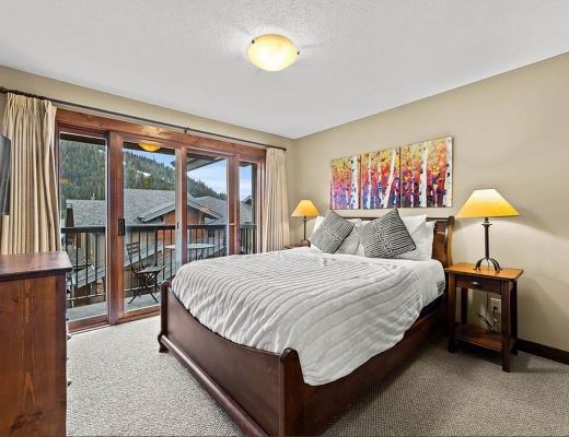 Trapper's Landing #12 - 2 Bdrm + Den HT - Sun Peaks (TM)