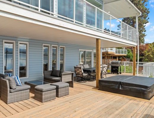 The Lake Escape - 6 Bdrm - West Kelowna (CVH)