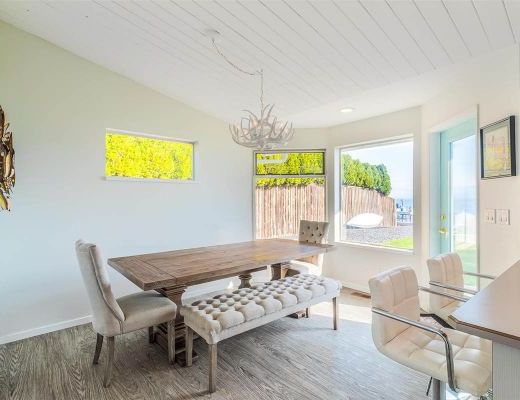 Barefoot Beachhouse - 3 Bdrm Lakefront - West Kelowna (CVH)