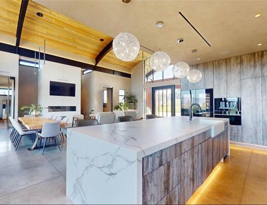 Modern Estate - 4 Brdm HT - Kelowna
