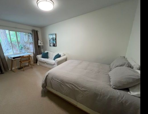Mission Lakeview Rancher - 4 Bdrm HT w/Pool - Kelowna (CVH)