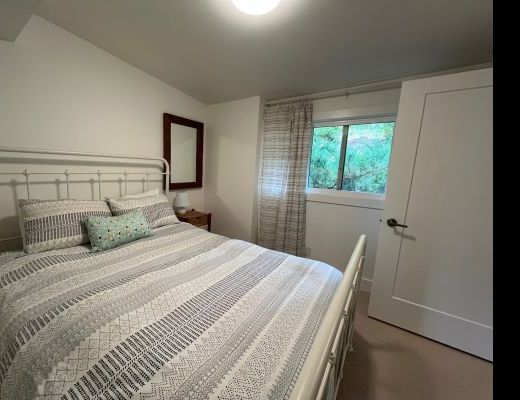 Mission Lakeview Rancher - 4 Bdrm HT w/Pool - Kelowna (CVH)