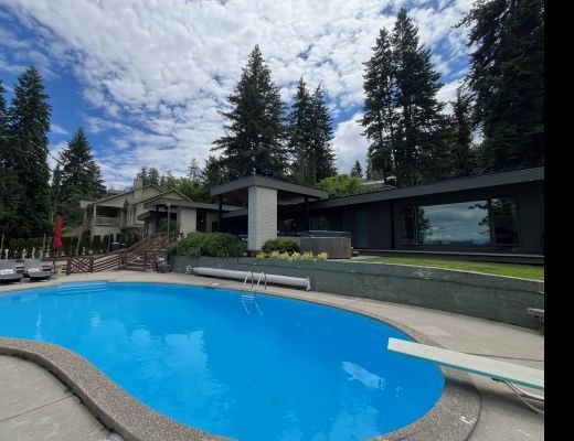 Mission Lakeview Rancher - 4 Bdrm HT w/Pool - Kelowna (CVH)