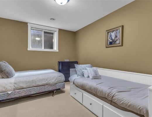 Black Mountain Oasis - 5 Bdrm w/ Pool (CVH)