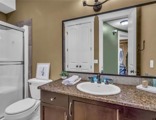 Black Mountain Oasis - 5 Bdrm w/ Pool (CVH)