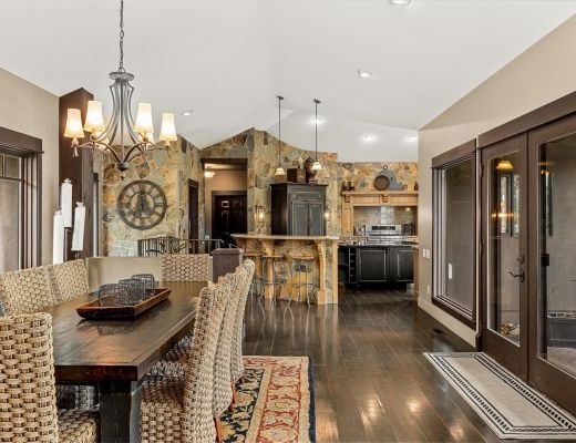 Elegant Lakeview Residence - 4 Bdrm - Oyama