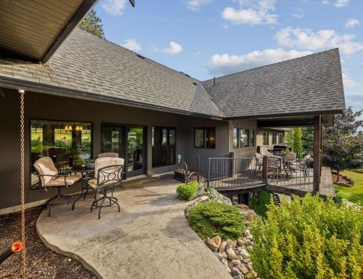 Elegant Lakeview Residence - 4 Bdrm - Oyama
