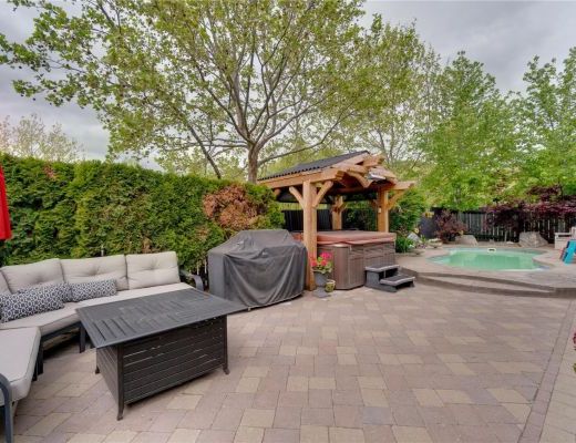 Black Mountain Oasis - 5 Bdrm w/ Pool (CVH)