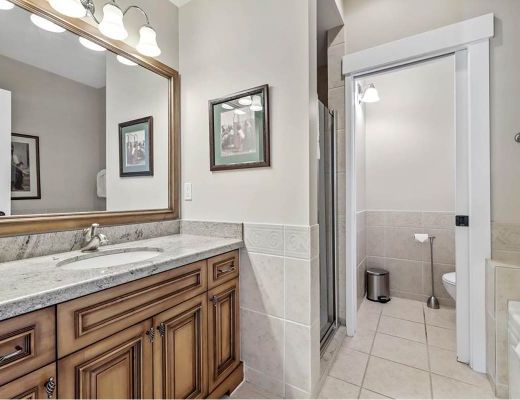 The Sasquatch Lodge - 4 Bdrm HT - Sun Peaks (TM 15)