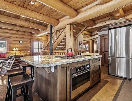 Fairways Drive Eagle View Chalet - 3 Bdrm HT - Sun Peaks (TM 15)