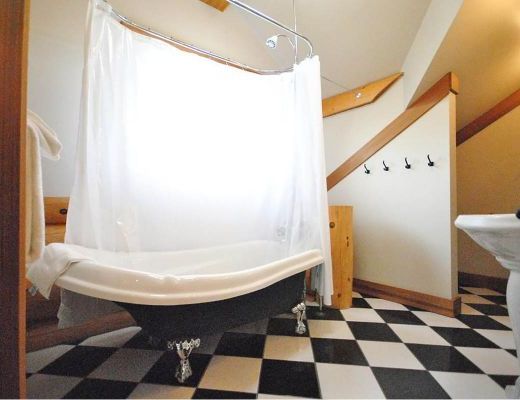 Fairways Drive Eagle View Chalet - 3 Bdrm HT - Sun Peaks (TM 15)