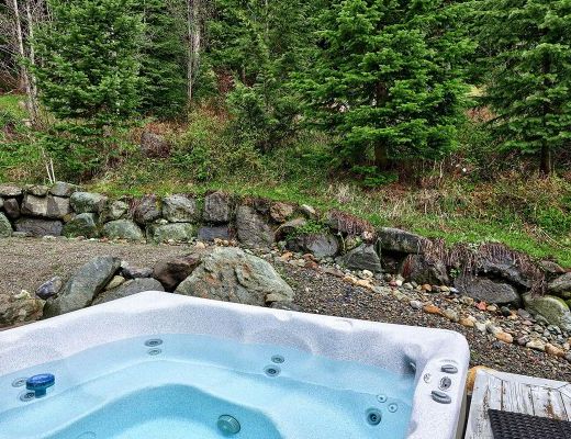 Fairways Drive White Pines - 4 Bdrm HT - Sun Peaks (TM 15)