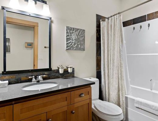 Fairways Drive White Pines - 4 Bdrm HT - Sun Peaks (TM 15)