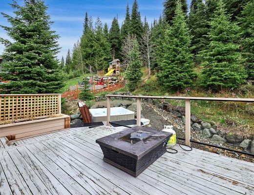 Fairways Drive White Pines - 4 Bdrm HT - Sun Peaks (TM 15)