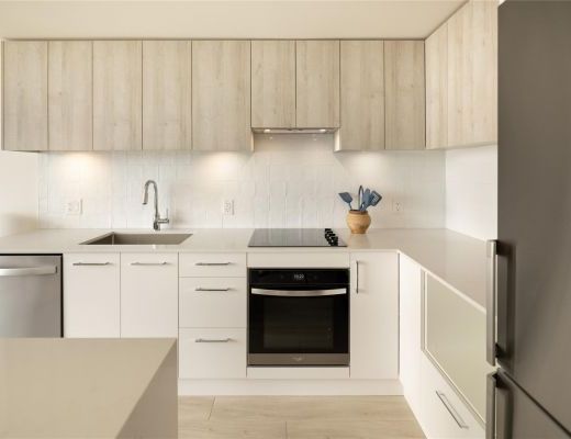 Aqua 1 Resort #613 - 2 Bedroom -  Kelowna(CVH)