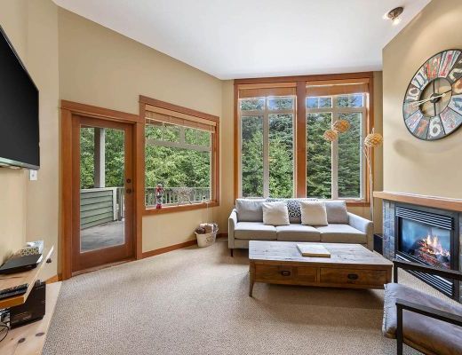 Settlers Crossing #28 - 2 Bdrm HT - Sun Peaks (TM)