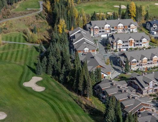 Settlers Crossing #28 - 2 Bdrm HT - Sun Peaks (TM)