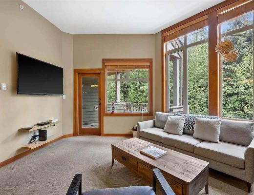 Settlers Crossing #28 - 2 Bdrm HT - Sun Peaks (TM)