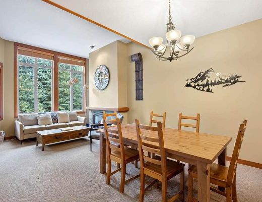 Settlers Crossing #28 - 2 Bdrm HT - Sun Peaks (TM)