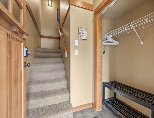 Settlers Crossing #28 - 2 Bdrm HT - Sun Peaks (TM)