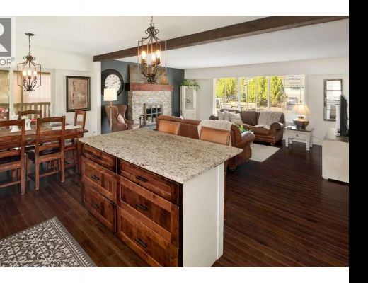 Modern Lakestroll - 3 Bedroom - Kelowna