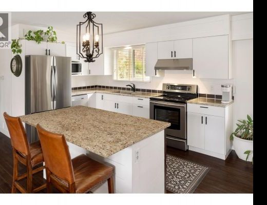 Modern Lakestroll - 3 Bedroom - Kelowna