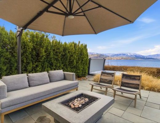 Luxury Look Out - 4 Bdrm Lakeview w/ Pool HT - Kelowna
