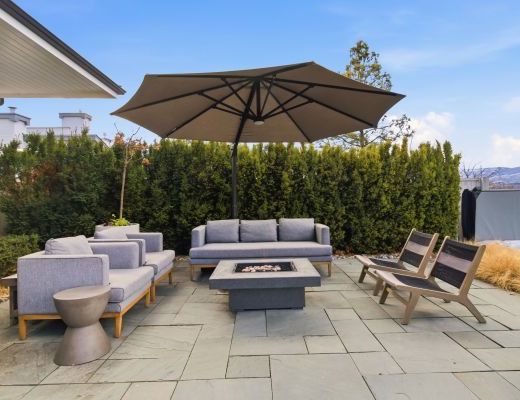 Luxury Look Out - 4 Bdrm Lakeview w/ Pool HT - Kelowna