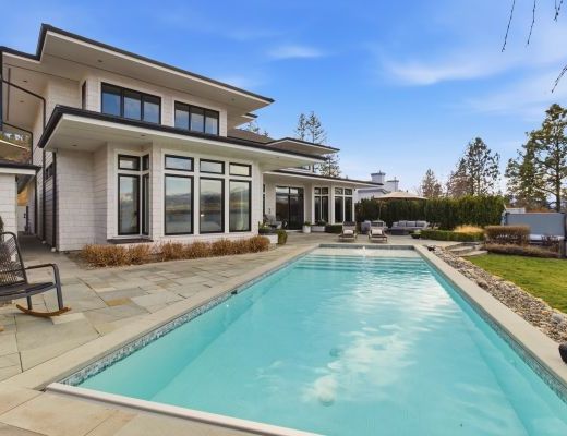 Luxury Look Out - 4 Bdrm Lakeview w/ Pool HT - Kelowna