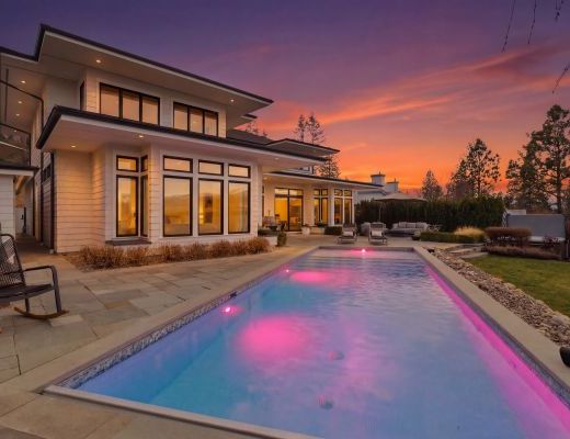 Luxury Look Out - 4 Bdrm Lakeview w/ Pool HT - Kelowna