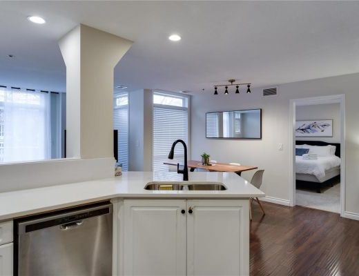 Discovery Bay Resort #243 - 3 Bdrm - Kelowna (CVH)