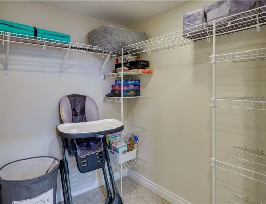 Discovery Bay Resort #243 - 3 Bdrm - Kelowna (CVH)