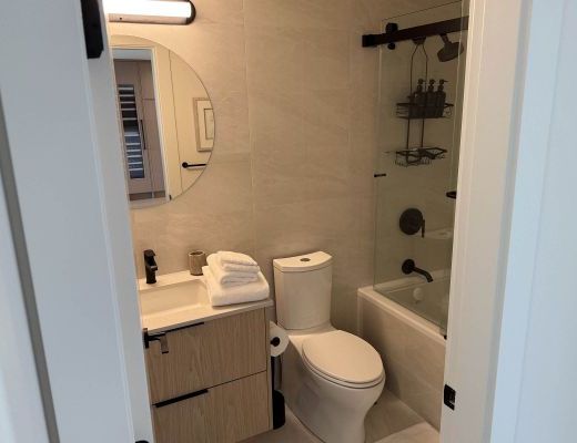 Aqua #905 - 3 Bedroom- Kelowna (CVH)