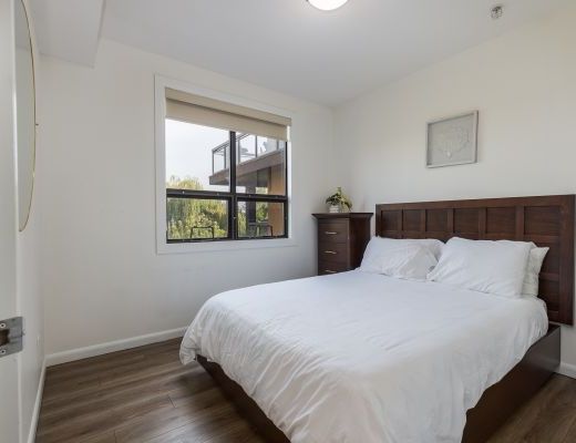 Playa del Sol #518 - 2 Bdrm + Den Lakeside - Kelowna