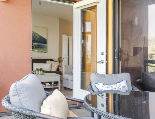Playa del Sol #518 - 2 Bdrm + Den Lakeside - Kelowna