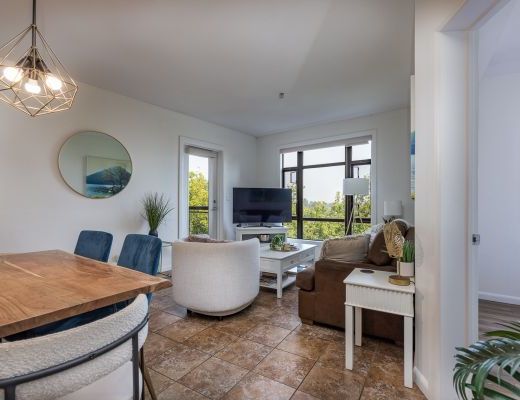 Playa del Sol #518 - 2 Bdrm + Den Lakeside - Kelowna