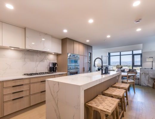 Aqua #905 - 3 Bedroom- Kelowna (CVH)