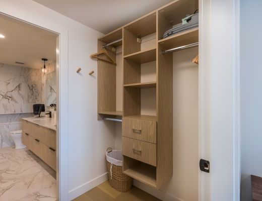 Aqua #905 - 3 Bedroom- Kelowna (CVH)