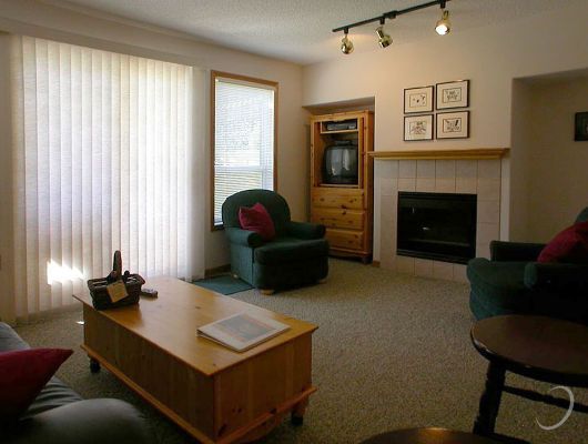 Sun Mountain Villas #23 - 2 Bdrm HT - Sun Peaks