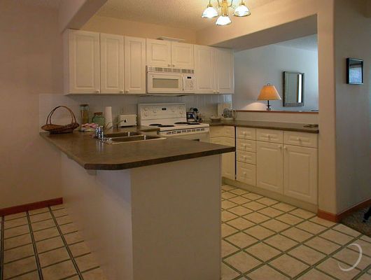 Sun Mountain Villas #23 - 2 Bdrm HT - Sun Peaks