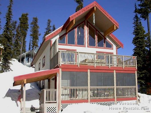 Shari's Chalet In Snowpines - 2 Bdrm + Loft HT - Big White