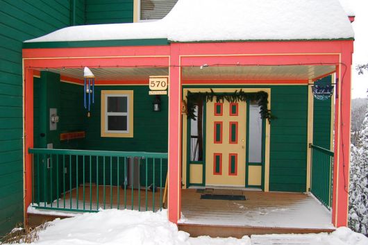 Berkers Suite - 2 or 3 Bdrm HT (R) - Silver Star