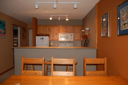 Creekside #209 Wintergreen - 2 Bdrm - Silver Star