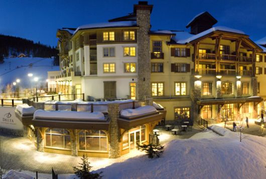 Sun Peaks Grand Hotel - Deluxe Room w/ Balcony & Mtn View - Sun Peaks