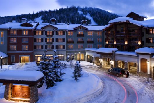 Sun Peaks Grand Hotel - Deluxe Room w/ Mtn View - Sun Peaks