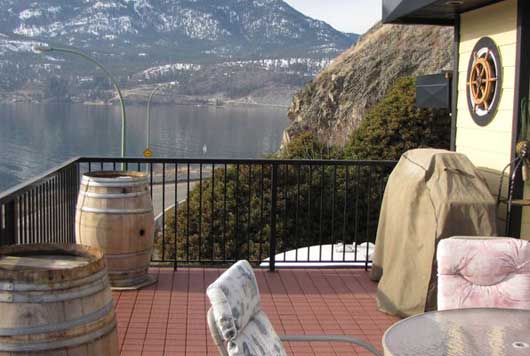 The Boat House - 1 Bdrm plus Den - Kelowna (CVH)