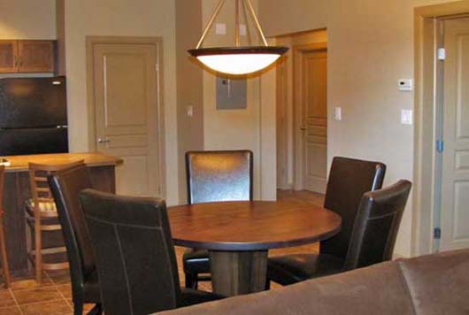 Playa del Sol #655 - 1 Bdrm + Den Mountainview - Kelowna